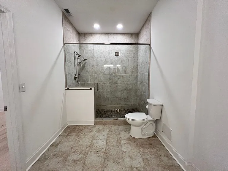 22 Campbell Ave SE — Photo 39