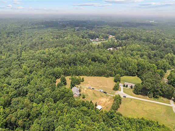 5th image of 5523 Pleasant Woods Dr
