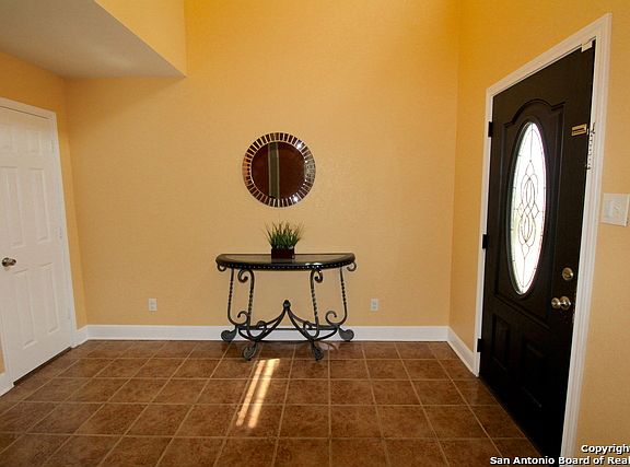 3rd image of 16702 Mandolino Ln