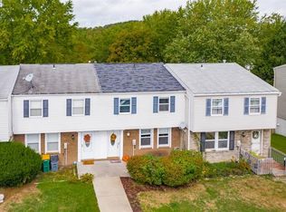 3112 Camberly Dr, Gibsonia, PA