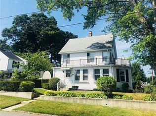 51 Bellman Ave, Warwick, RI 02889