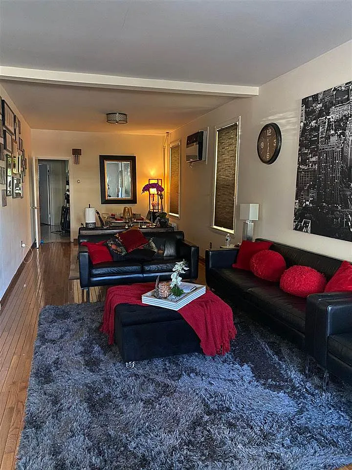2 bed, 1.0 bath, 900 sqft, $2,150 — Photo 4