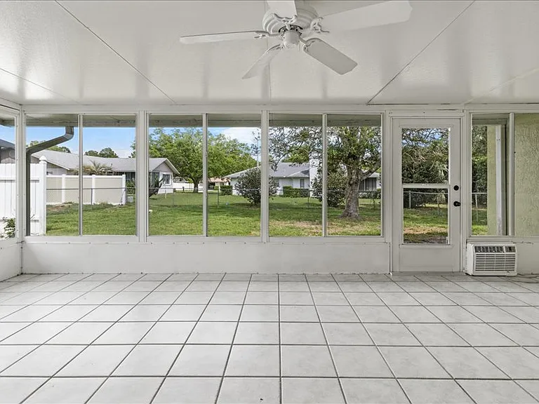 3591 N Honeylocust Dr — Photo 16