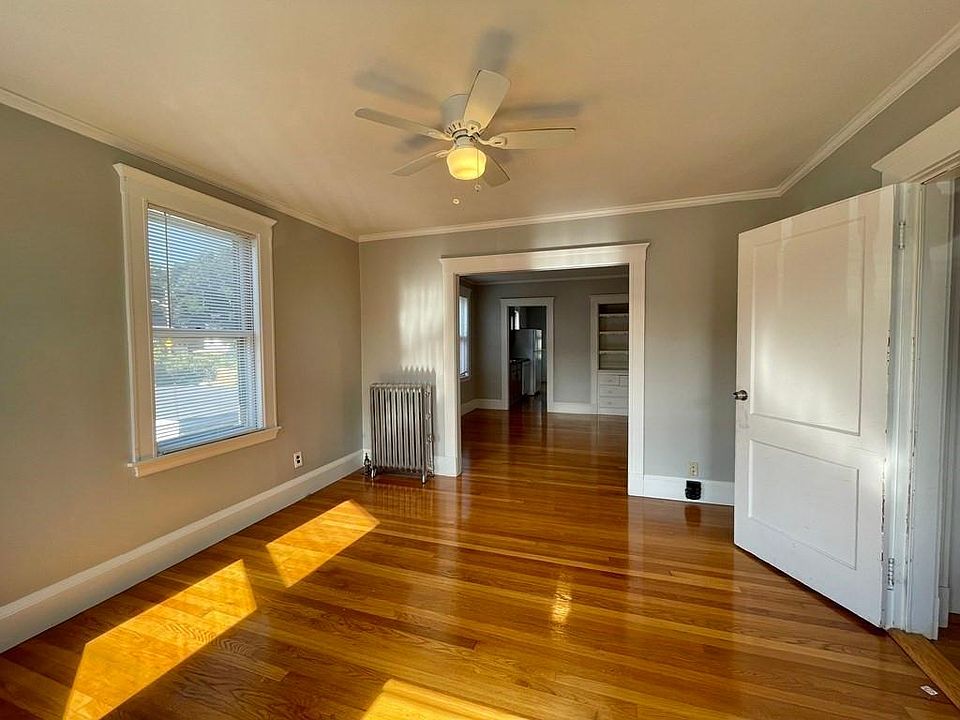 1st image of 71 Pierpont St #2