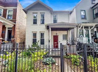 2425 W Lyndale St, Chicago, IL 60647