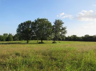 7515 Shelby Rd, Brenham, TX 77833