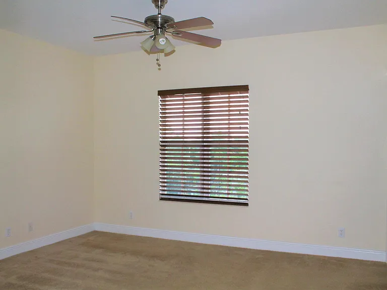 531 S Federal Hwy #16 — Photo 9