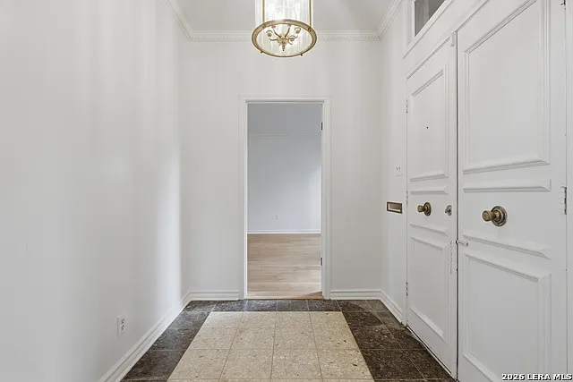 2 bed, 2.0 bath, 1936 sqft, $3,395 — Photo 4