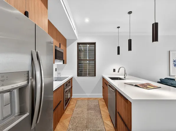 31 Bayview Avenue image 12 of 37