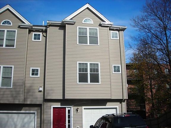 2nd image of 115 Elm St Unit 6