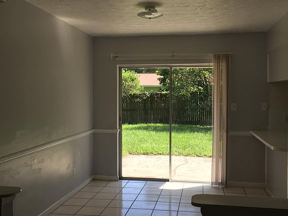 4th image of 719 Falkirk Ave