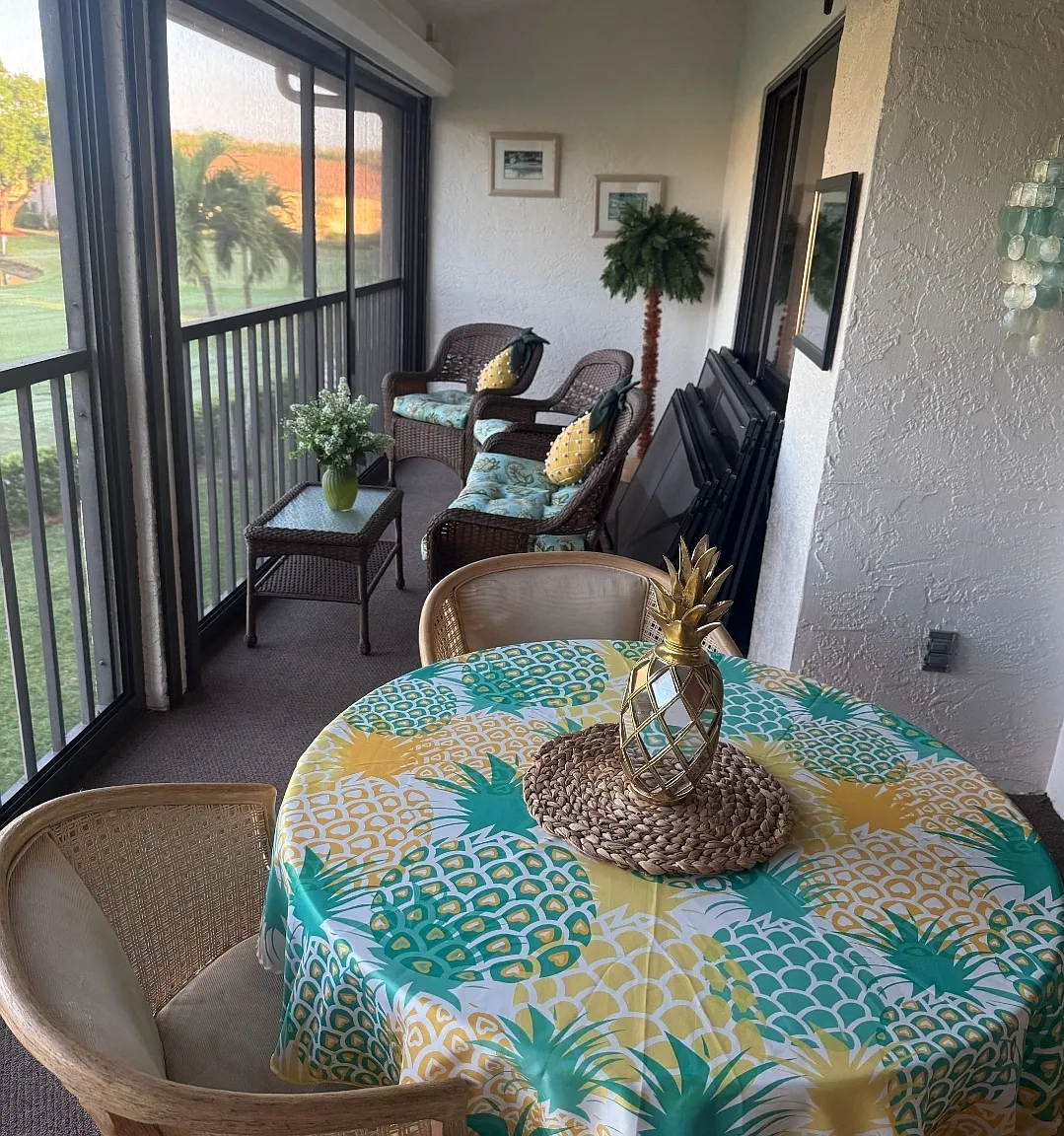 2 bed, 1093 sqft, $1,895 — Photo 1