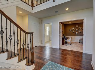 8 Rebecca Ann Ct, Tinton Falls, NJ 07724
