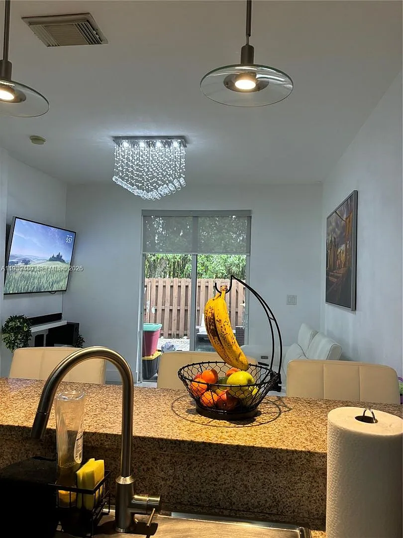 10788 NW 74th Lane, Doral — Photo 3