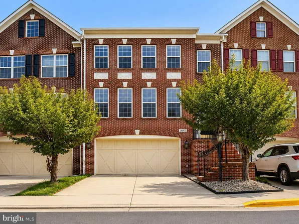13052 Greg Roy Ln, Herndon, VA 20171