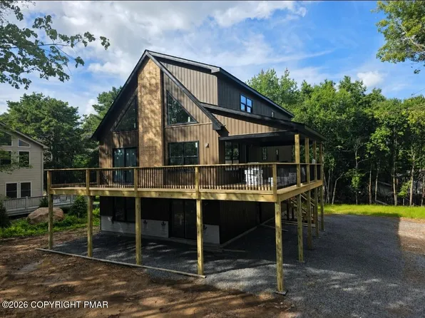83 Hunt Trl, Albrightsville, PA 18210