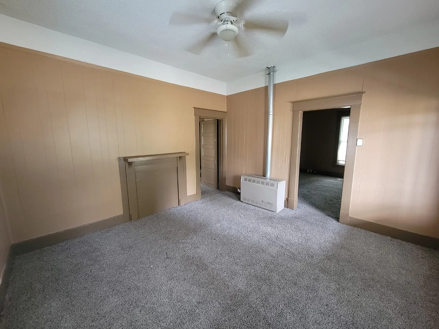 1288 N Highland Ave — Photo 3