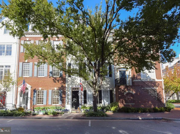 3 Franklin St, Alexandria, VA 22314