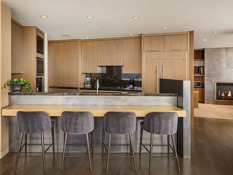650 Bellevue Way NE #4004 — Photo 7