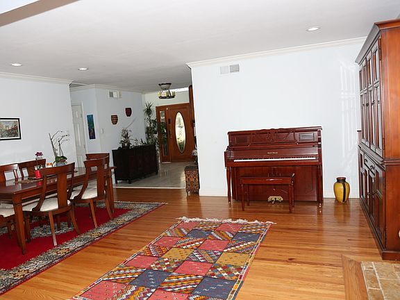 4th image of 4251 Manzanita Dr