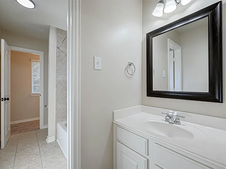 4603 Camden Brook Ln — Photo 31
