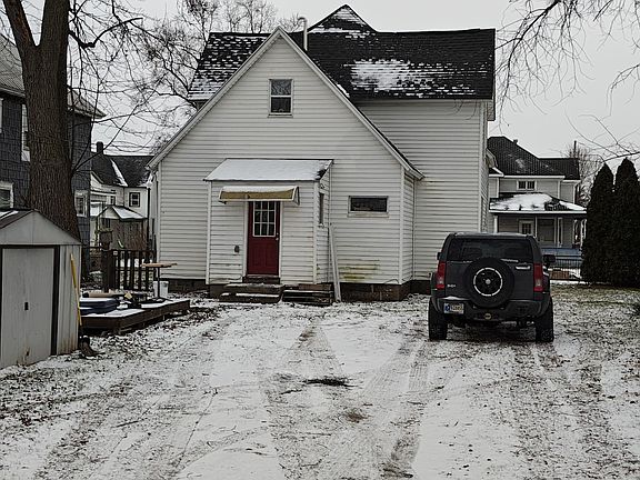 5th image of 1526 S Main St