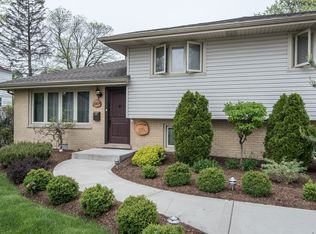 10804 S Natchez Ave, Worth, IL 60482