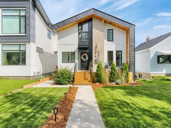 9342 74th Ave NW, Edmonton, AB T6E 1E2