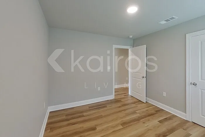 13772 Willowmore Dr — Photo 17