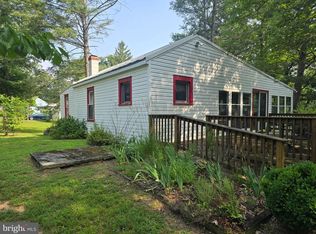 474 Temple Dr, Falling Waters, WV 25419