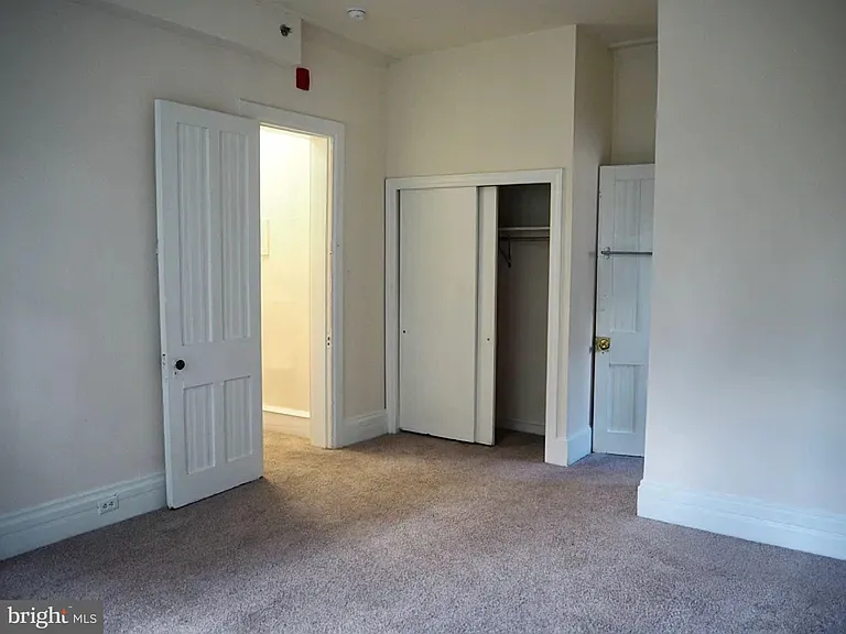 3318 Arch St #2 — Photo 6