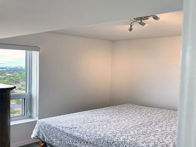 830 Lawrence Ave W #2304 — Photo 11