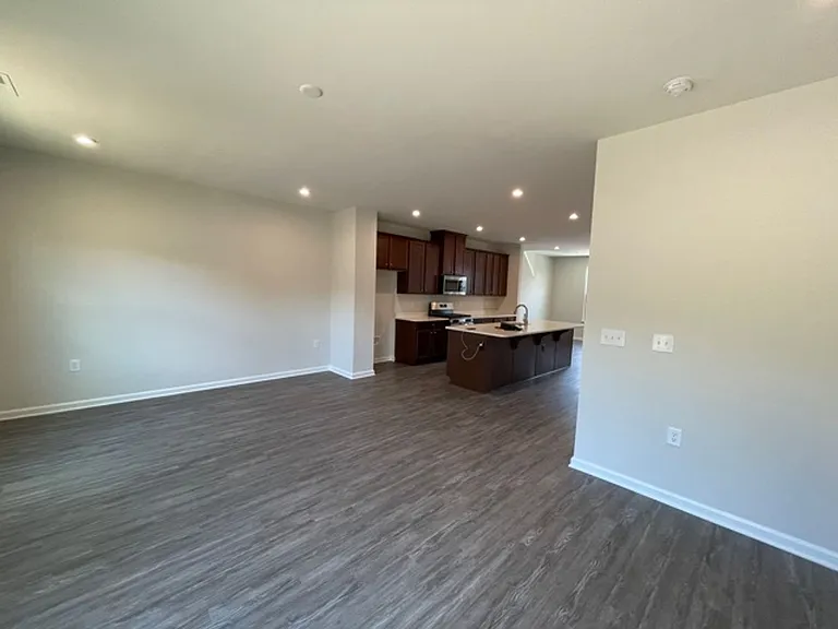 1004 Channing Park Cir — Photo 8
