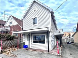 69 Norman St #2, Ottawa, ON K1S 3K3