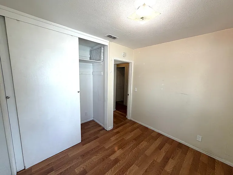 523 D St — Photo 22