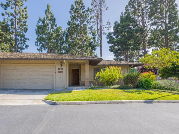330 Woodside Dr Unit 124, Salinas, CA 93901