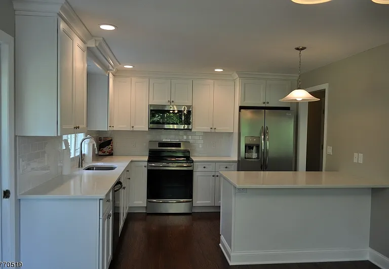 176 Yawpo Ave — Photo 6
