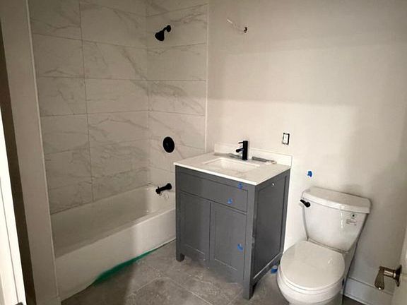 3rd image of 808 Asbury Ave APT 1