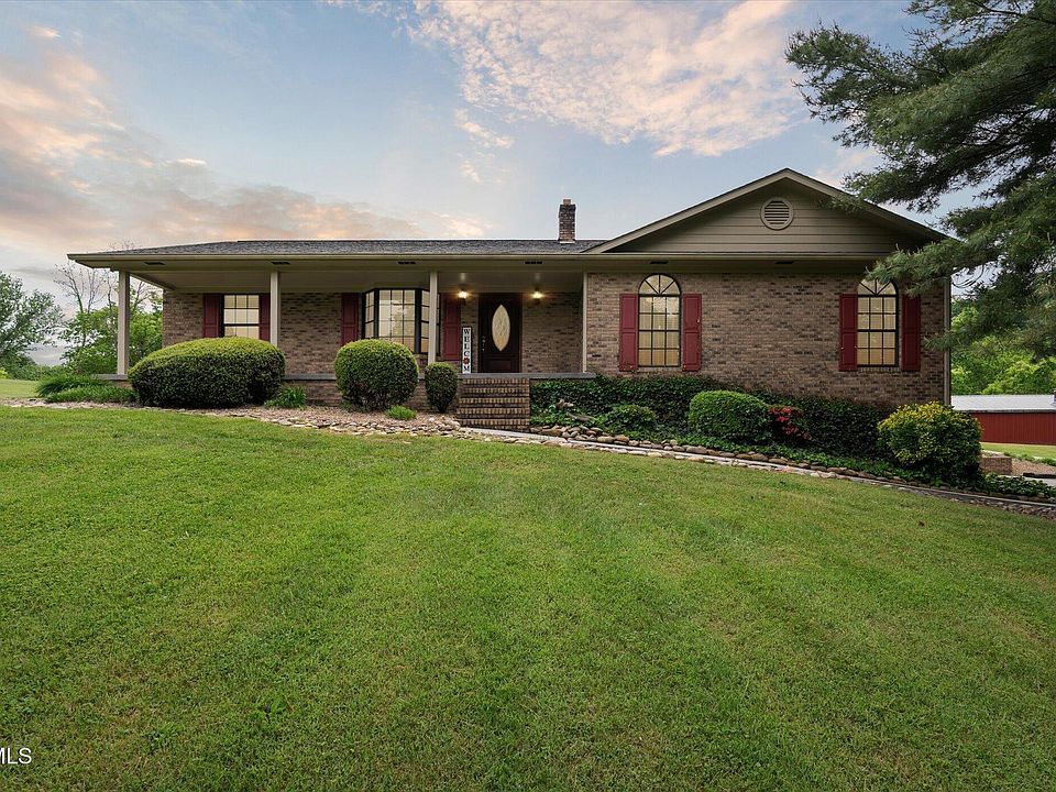1st image of 3263 Cherokee Dr