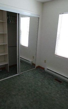 4th image of 396 Louis St #P