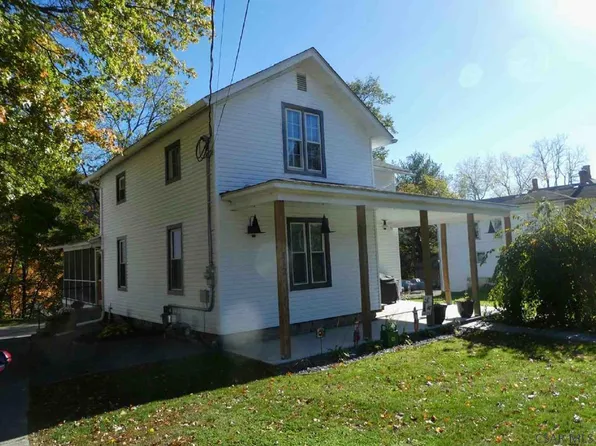 112 York Ave, Towanda, PA 18848