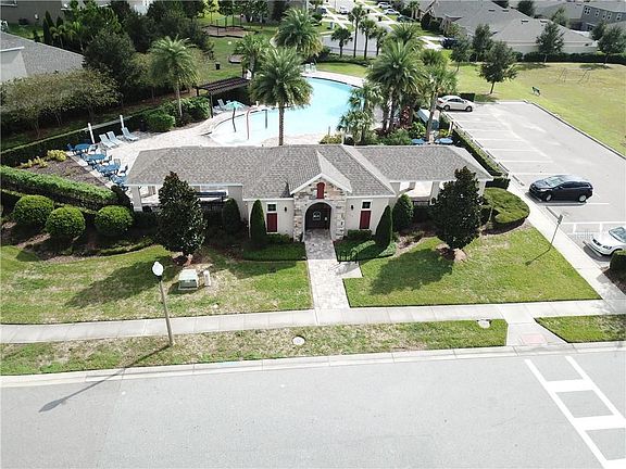 2nd image of 1006 Alder Tree Dr