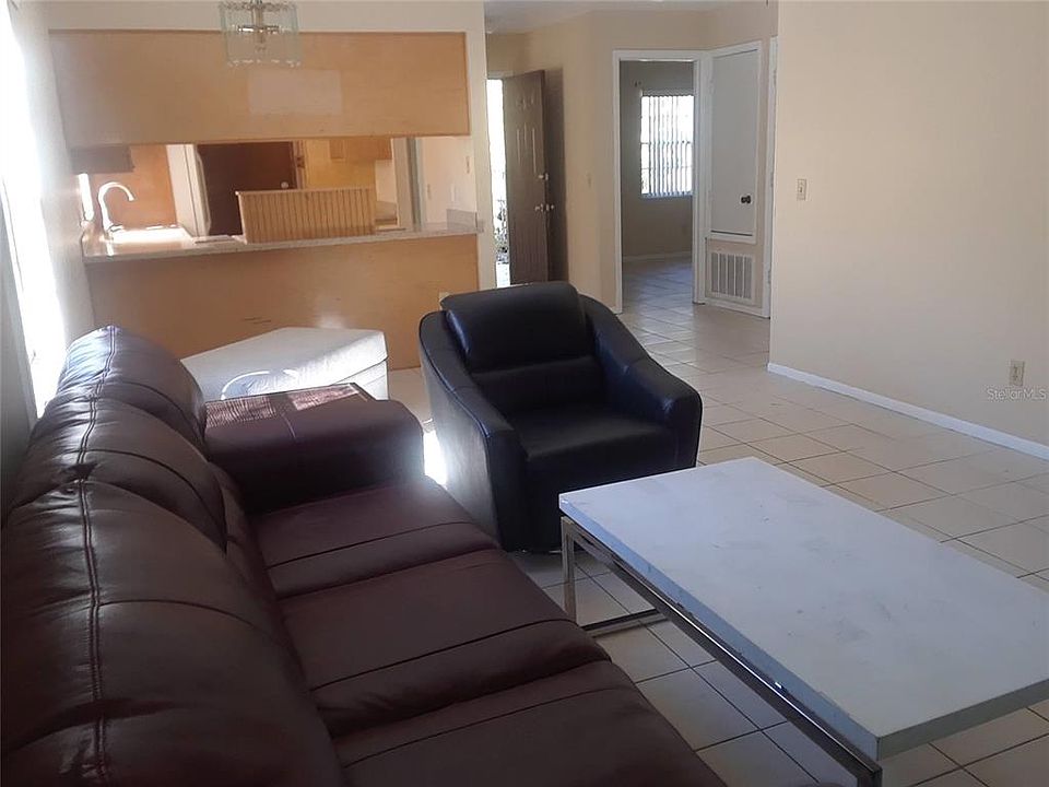 1st image of 1303 Candlewyck Dr #1303