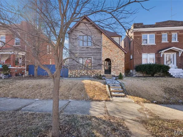 612 Bates St, Saint Louis, MO 63111