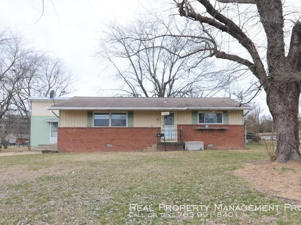 13512 Fitzhugh Ln, Woodbridge, VA 22191