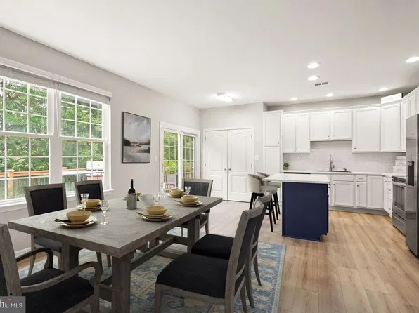 804 Maple Flats Ter, Purcellville, VA 20132