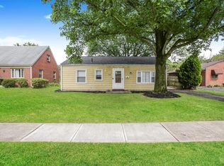 348 Old Village Rd, Columbus, OH 43228