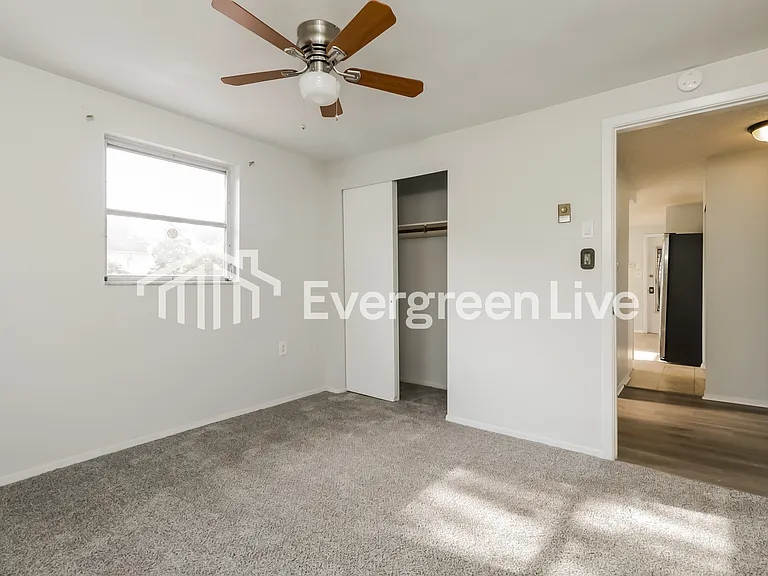 1146 Classic Dr — Photo 13