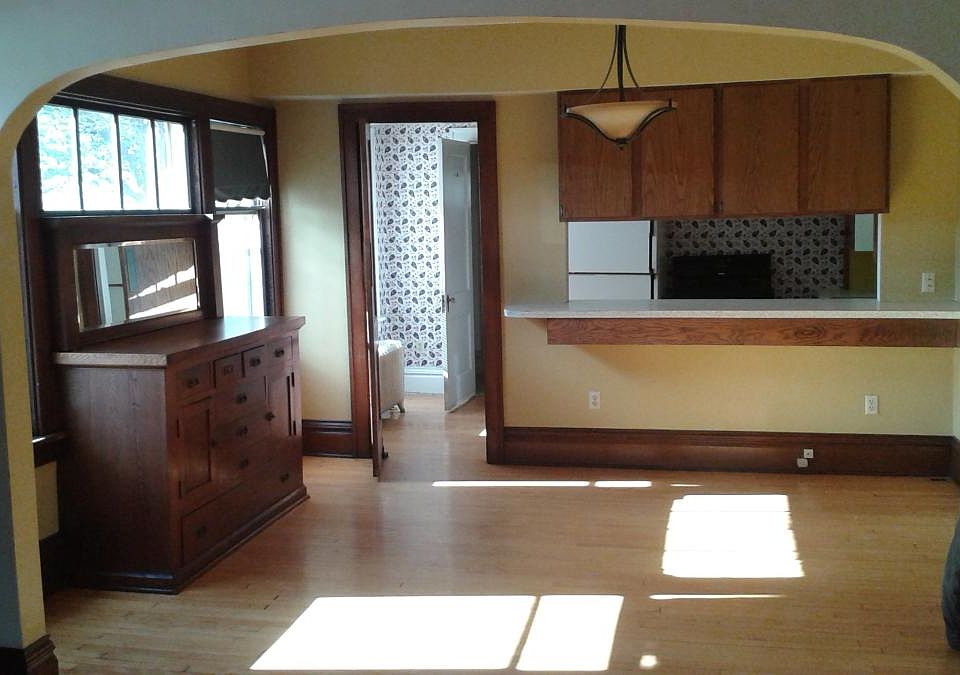 1st image of 3752 Grand Ave S