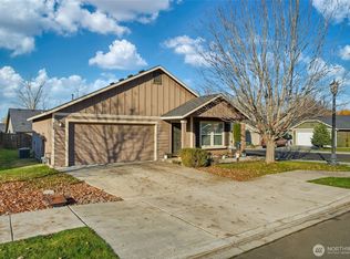 304 SW Homestead Ave, College Place, WA 99324